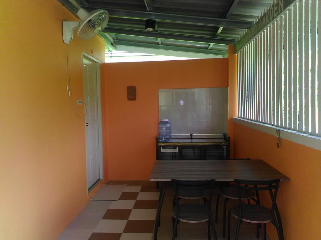 Khanom Garden Suite Extérieur photo